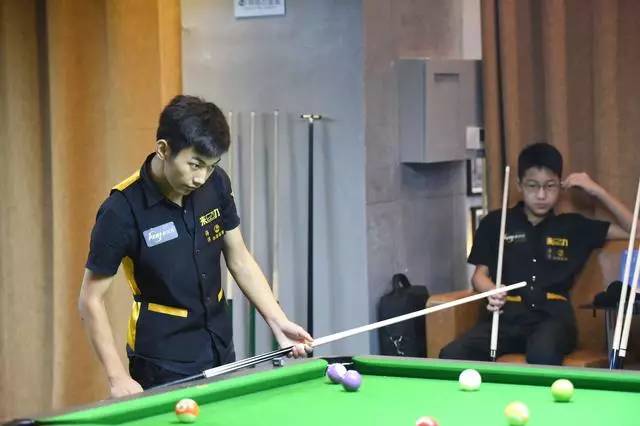 法国的纵向 法国的纵向